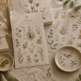 Papeterie mit handgemalten Naturillustrationen, Stickern und botanischen Motiven von Studio Schikoko.